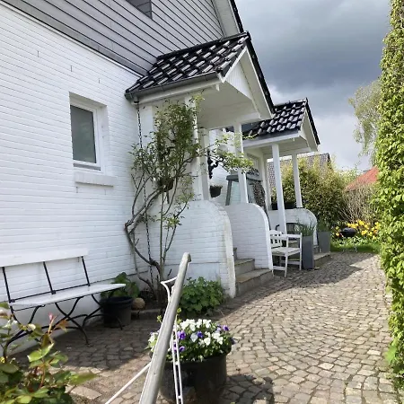 Ferienwohnung Sorgenfrei Apartment Glücksburg