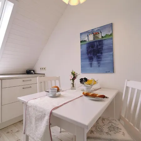 Ferienwohnung Sorgenfrei *